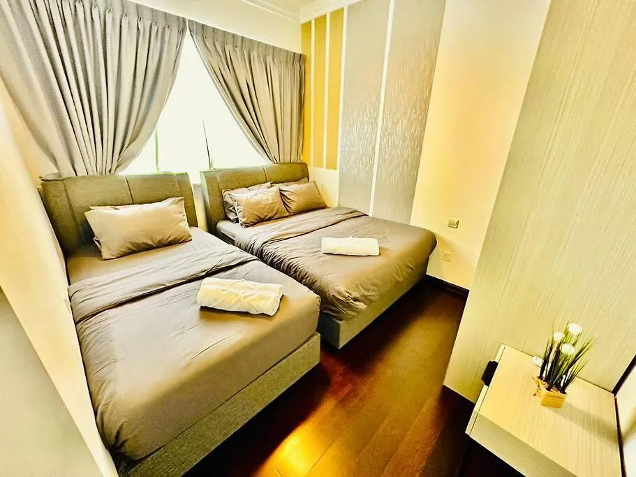 R&F Classic Design Suites @35F 3Br 11Pax Johor Bahru