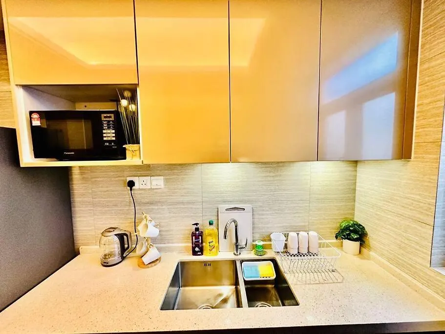 R&F Classic Design Suites @35F 3Br 11Pax Johor Bahru 0*,  Malaysia