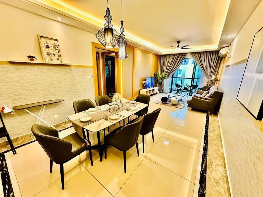 R&F Classic Design Suites @35F 3Br 11Pax Johor Bahru 0*,  Malaysia